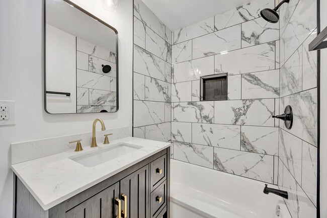 Photo - 2022 Central Ave