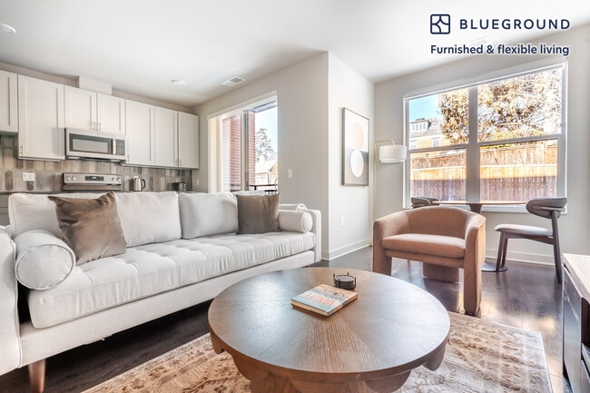 Building Photo - 3929 Landmark Ct Unit FL2-ID1247