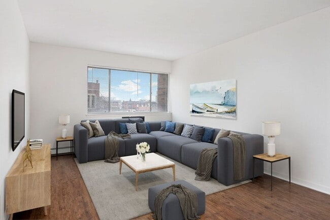 Photo - 544 W. Melrose