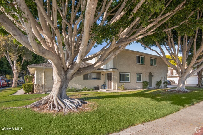 Building Photo - 2556 Spinnaker Ave Rental