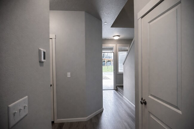 Photo - 193 Cloverdale Rd