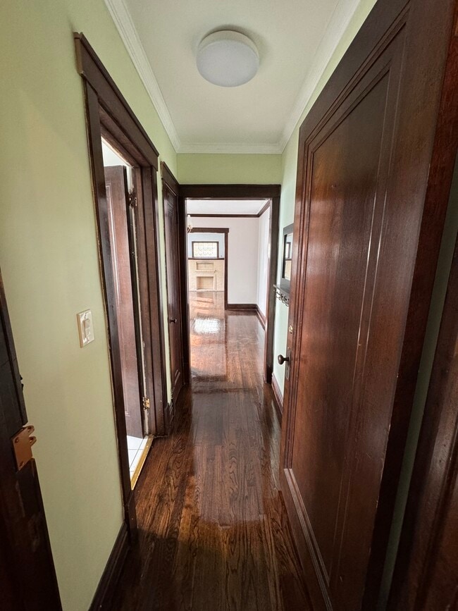 Photo - 5904 W Berteau Ave Unit 2W