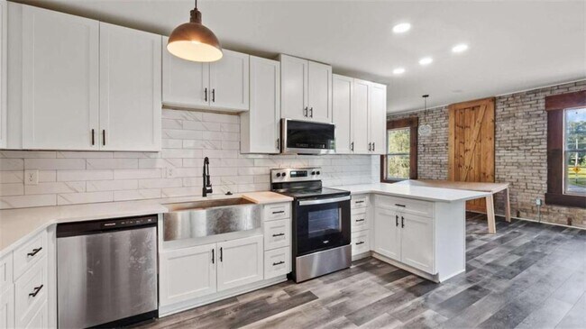 Photo - 610 Madola Rd Unidad 3