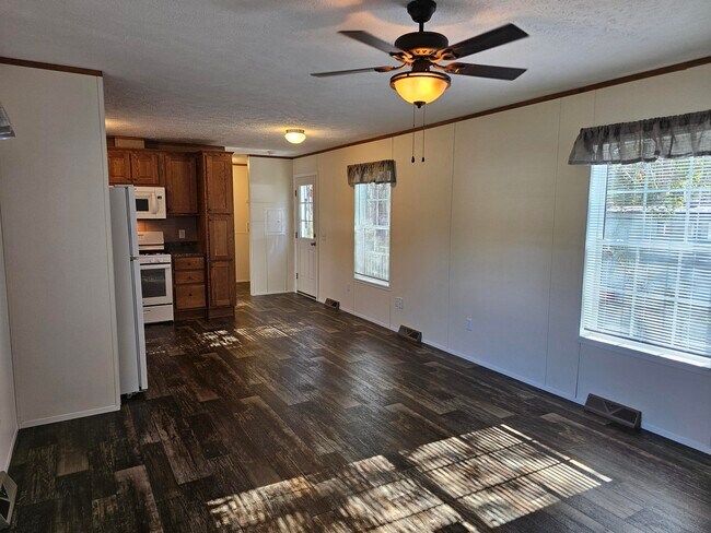 Photo - 9 Mapledale Acres