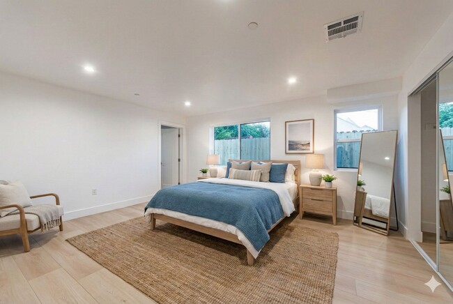 Photo - 1658 S. Hayworth Unit 1658 Hayworth Ave.