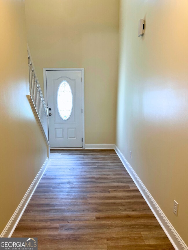 Photo - 820 Davis Ave