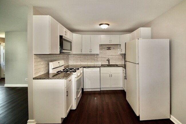 Photo - 103 Tonset Ct