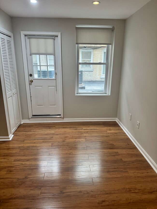 Photo - 220 Hanover St Unit 4