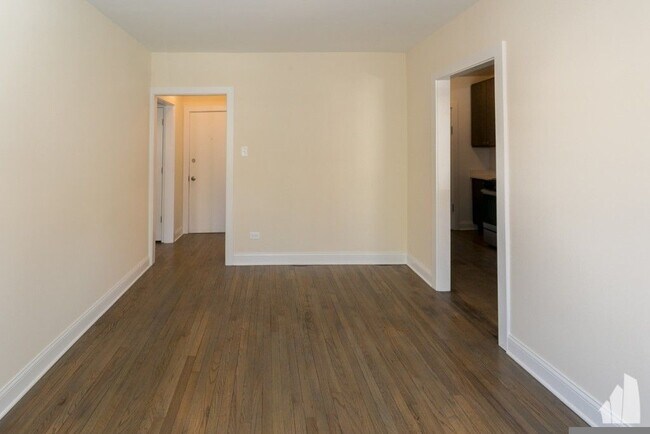Photo - 2639 N Spaulding Ave Unit 2645-1E