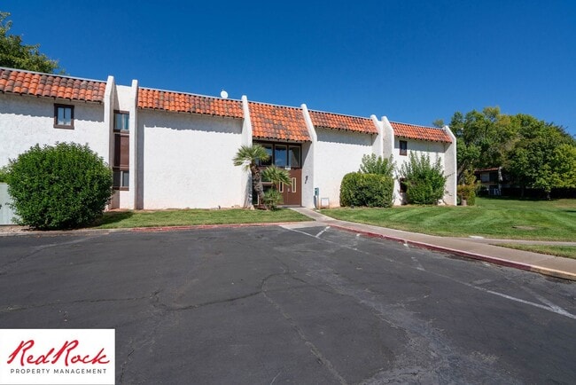 Photo - 2 Bedroom Condo in a Prime Location! Unit 45