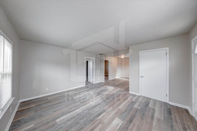 Photo - 1625 N Berwick Ave