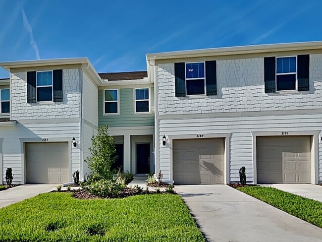 Building Photo - 3187 Emerald Acrs Ln