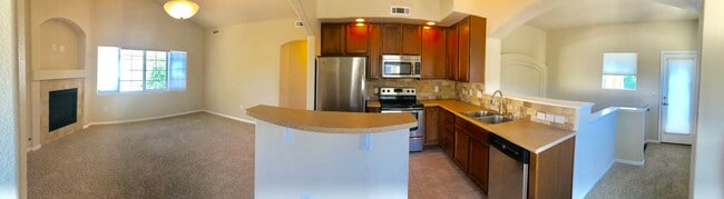 Kitchen 1 - 5039 Brookfield Dr Unit H