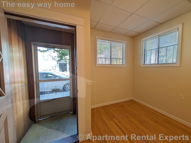124 Rogers Ave Unit 1