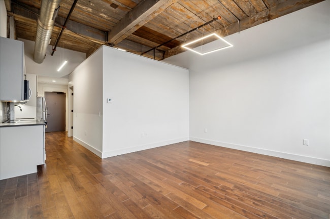 Photo - 173 W Berks St Unidad 203