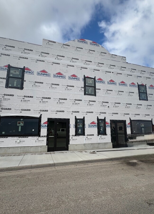 Building Photo - Ririe Apartment 2