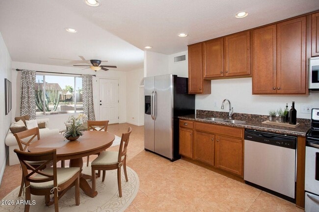 Photo - 3228 W Lisbon Ln