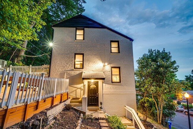 Photo - 3731 S Kemper Rd