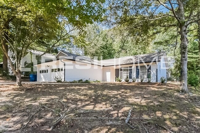 Photo - 2010 Darrel Ln