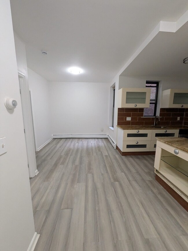 1000 Broadway Unidad 1
