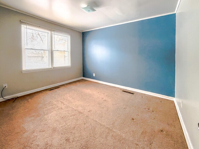 Photo - 10111 Corning St