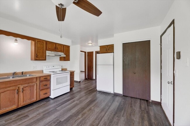 Sun Meadows Apartments