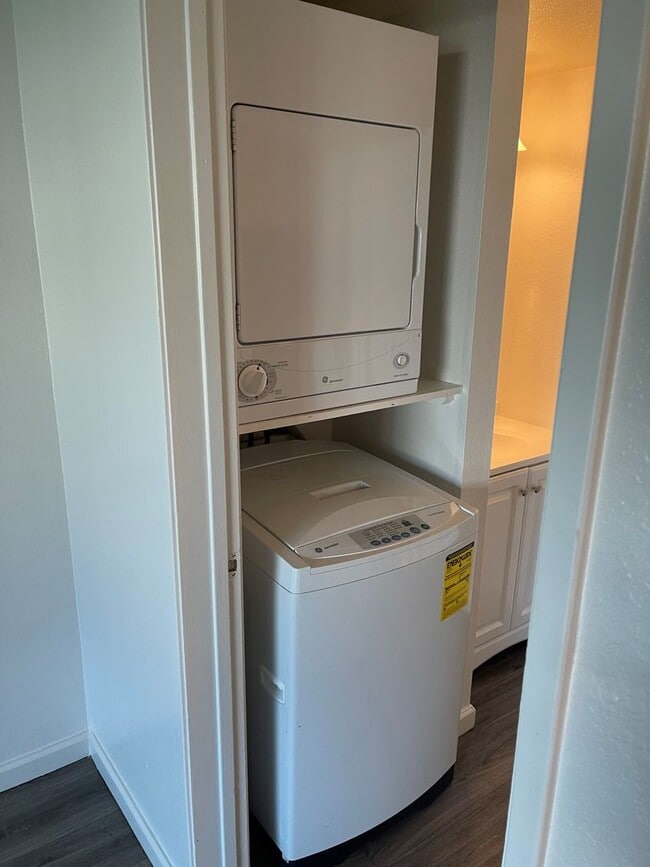 Photo - Willow Park Apartments