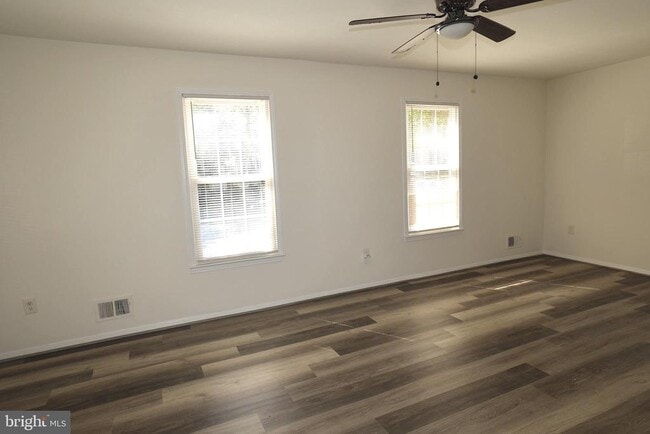 Building Photo - 2400 Ansdel Ct Rental