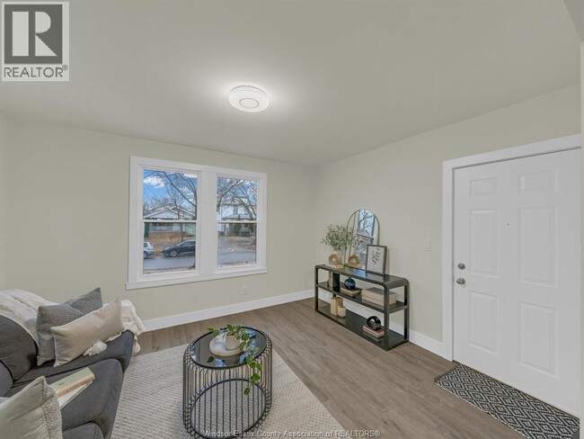 Photo - 545 Cameron Ave Unit 5