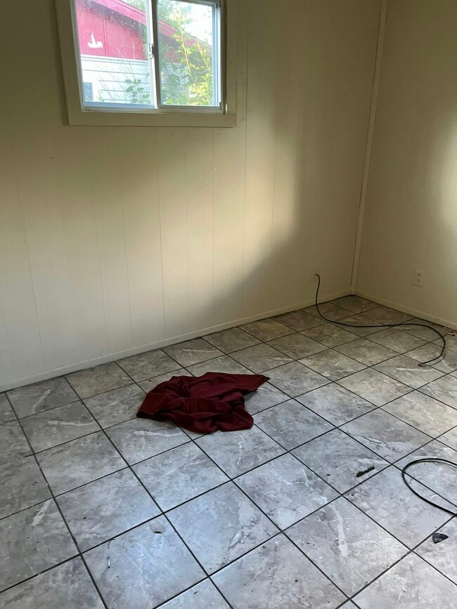 Photo - 1591 Azalea Dr