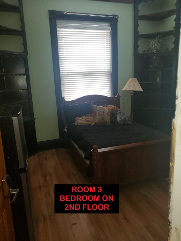 Building Photo - 3847 Page Blvd Rental