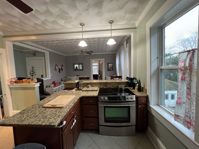 Photo - 23 Bedlow Ave