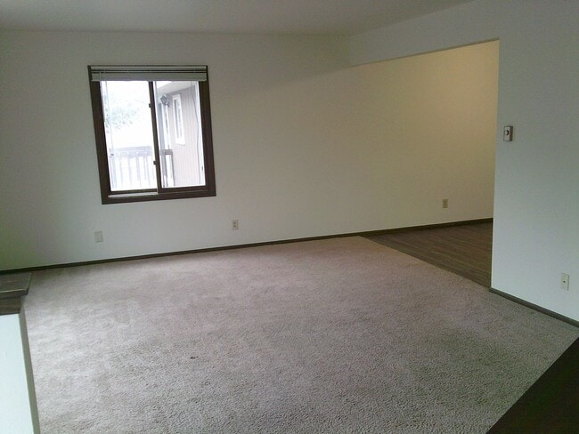 N18-W5391 Pierce Ct