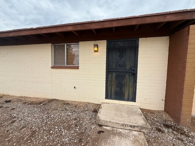 Photo - Townhome For Rent