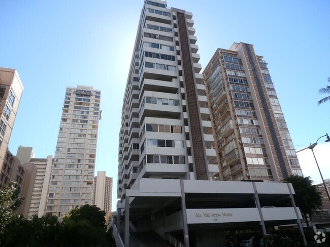 Building Photo - C0386 - ALA WAI TOWNHOUSE Unit #803