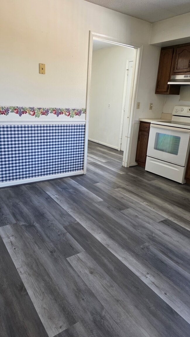 Photo - 126 Upshur Dr