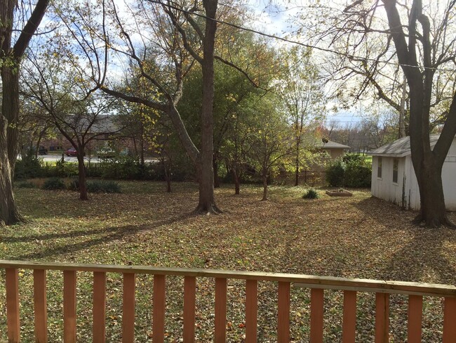 Photo - 2062 E Elm St
