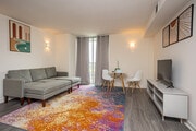 1BR, 1BA - 700SF