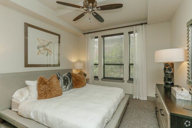 Photo - Downtown High-Rise Living – 1 Month Free +... Unit 14TA1