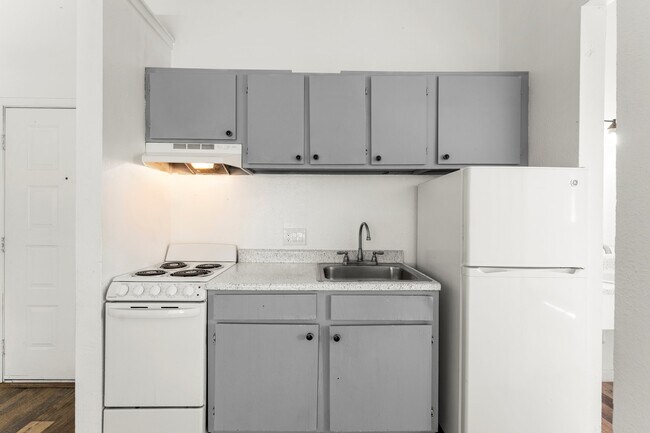 Spruce Street Apartments