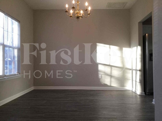 Photo - 5818 Andrew Ward Ave