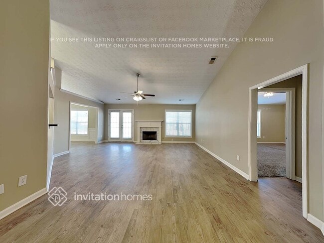 Photo - 1420 Great River Pkwy SE