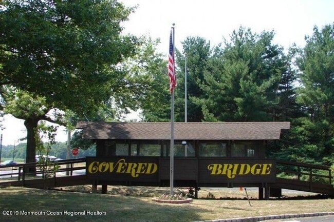 Building Photo - 171 Amberly Dr