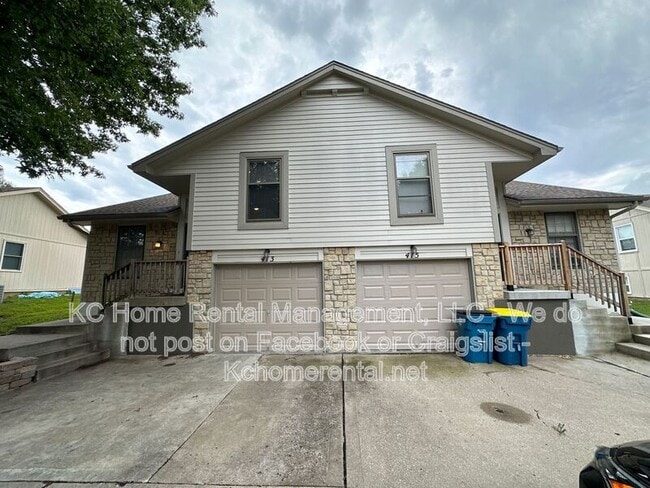Building Photo - 413 Lee Dr