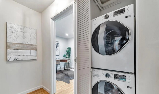 Photo - "Cozy 1-Bedroom Retreat in Redwood City - Your Perfect Urban Oasis!"