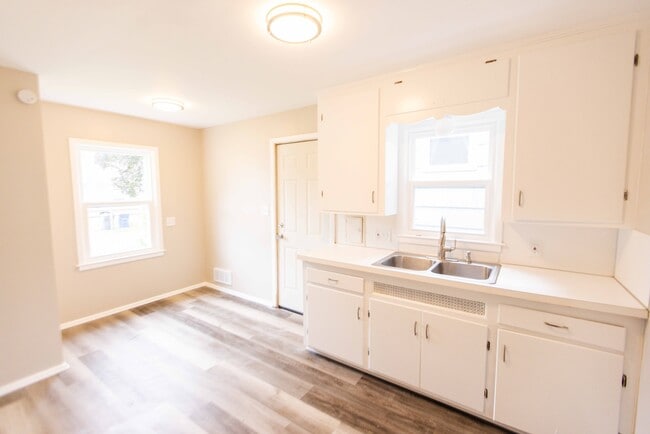 Photo - 3725 Watson Ave Unit 3725 Watson Ave