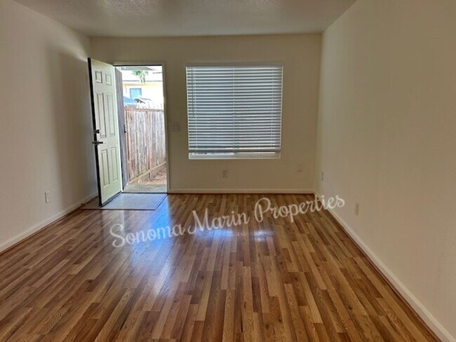 Photo - 1660 Slater St Unit #C