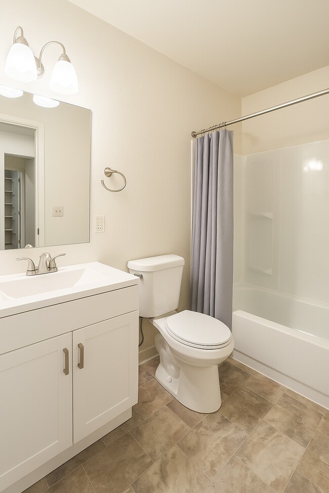 Photo - Kennedy Crossing Unit 002