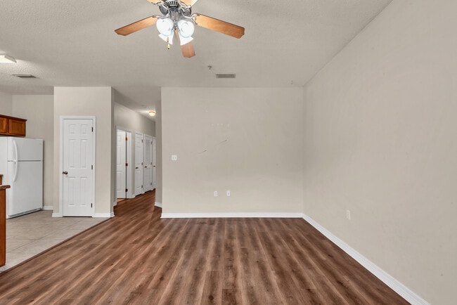 936-938 Barrow St Unit 10