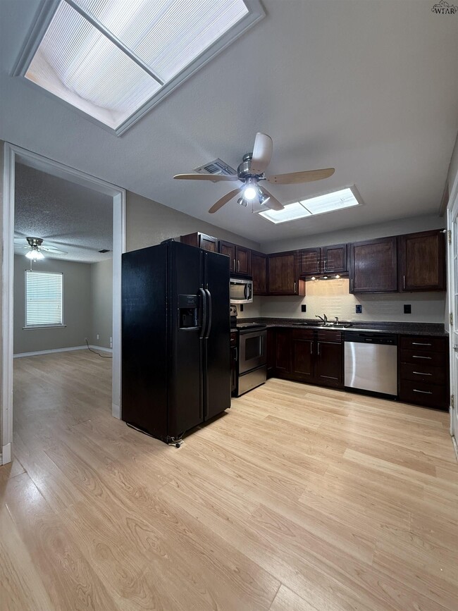 Photo - 5115 Kingston Dr